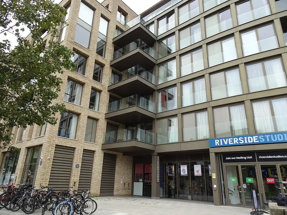 Riverside Studios, photo by Spudgun67